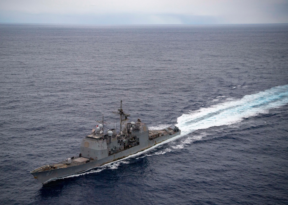 USS Shiloh Underway in 7th Fleet