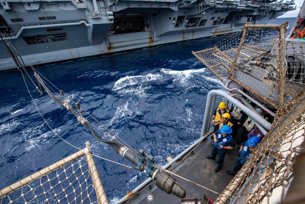 USS Shiloh and USS Carl Vinson Underway in 7th Fleet