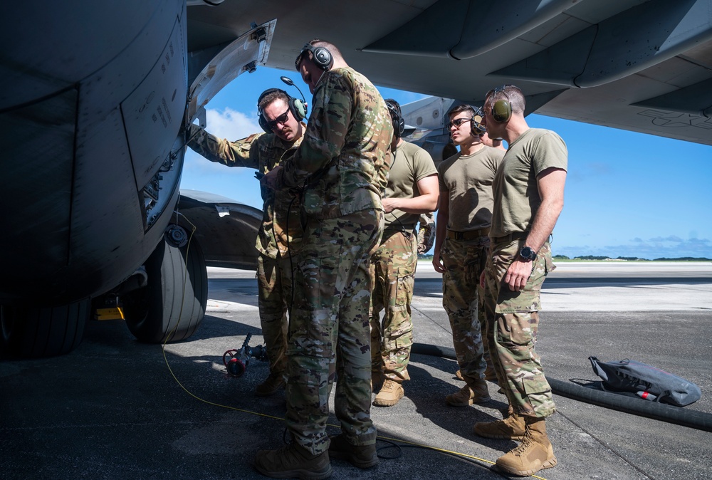 62d AW executes specialized refueling operations during Exercise Rainier War