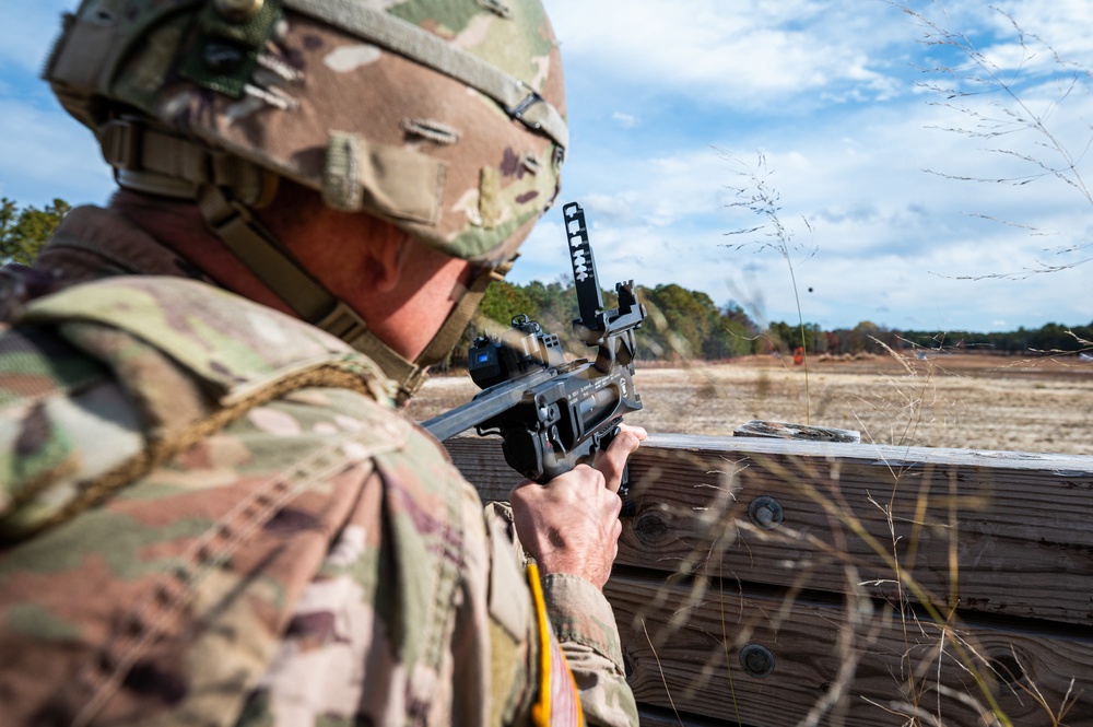 M320 grenade launcher range