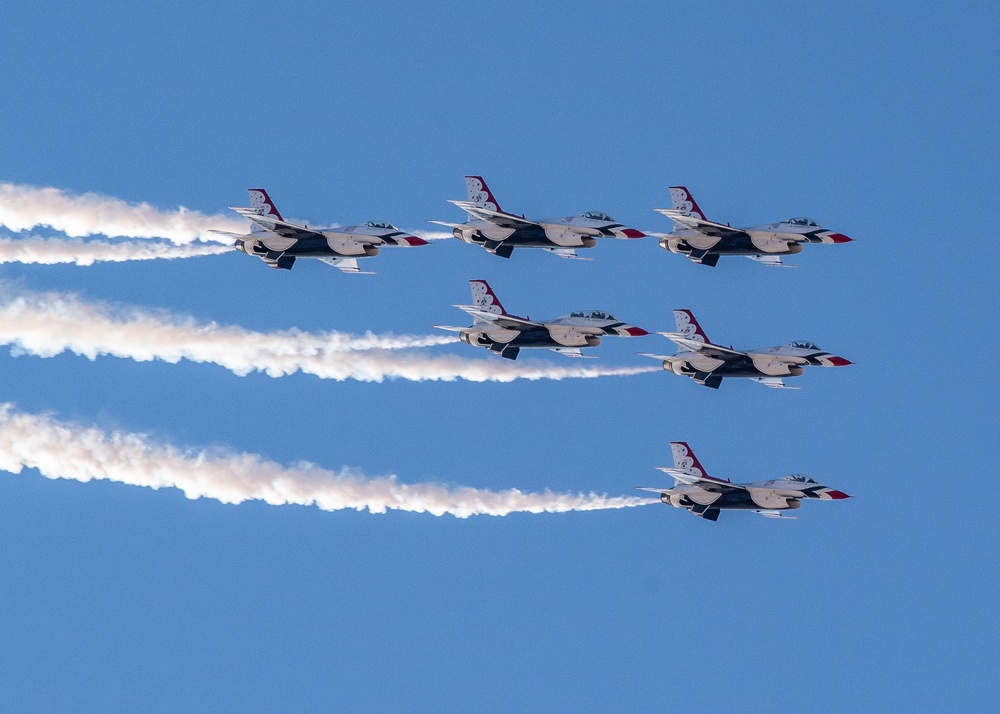 Thunderbirds Prepare for Final Show of the 2021 Season