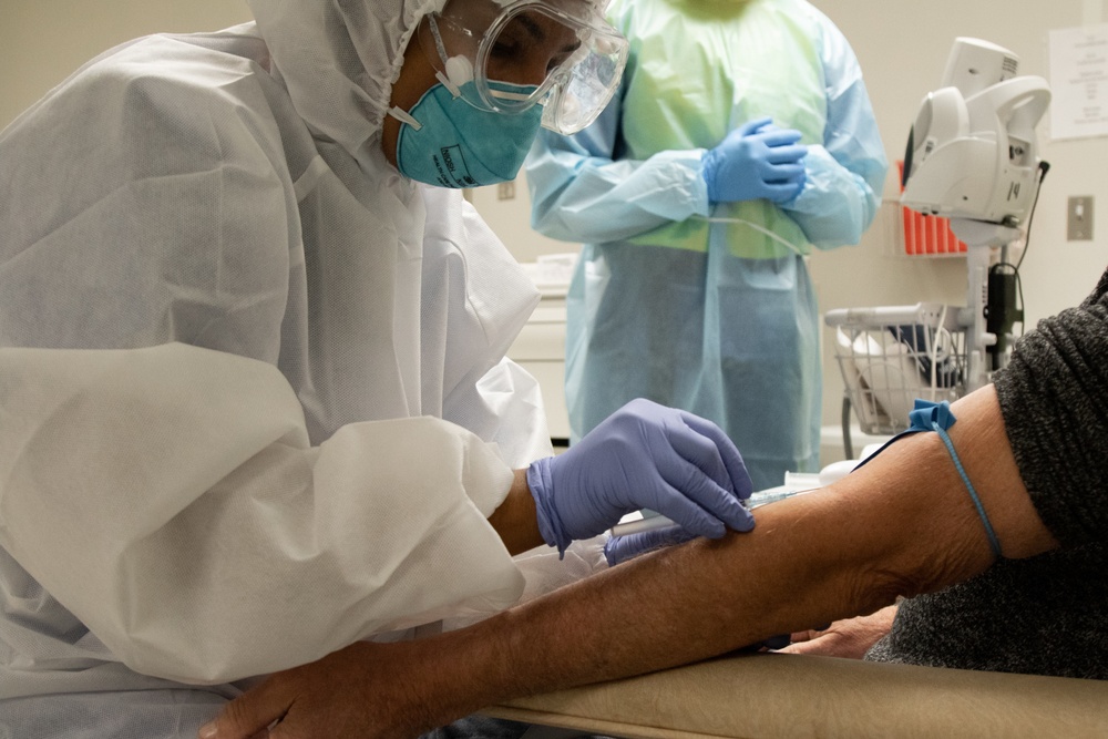 U.S. Airmen deployed to Utah treat COVID patients with monoclonal antibodies