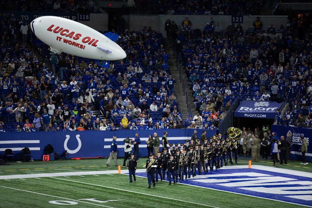 Service members honored at Colts' Salute to Service game