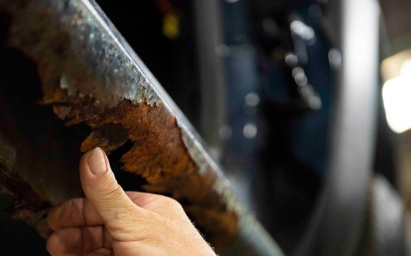 102nd IW Vehicle Maintenance