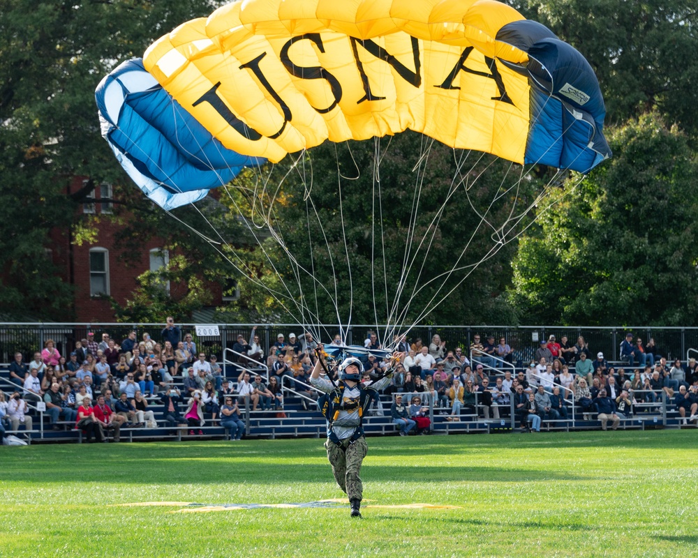 U.S. Naval Academy Midshipmen 5th Formal Parade