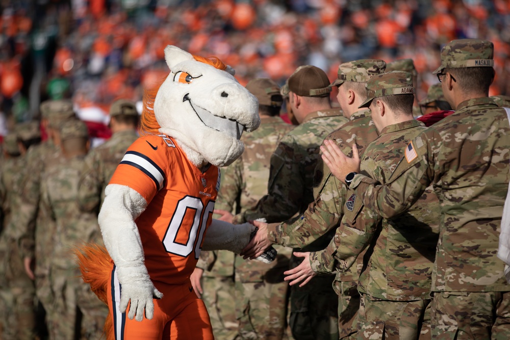 DVIDS - News - Veterans Day: Broncos honor military with Salute to Service