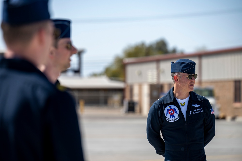 Thunderbirds &amp; Blue Angels Train in El Centro 2021