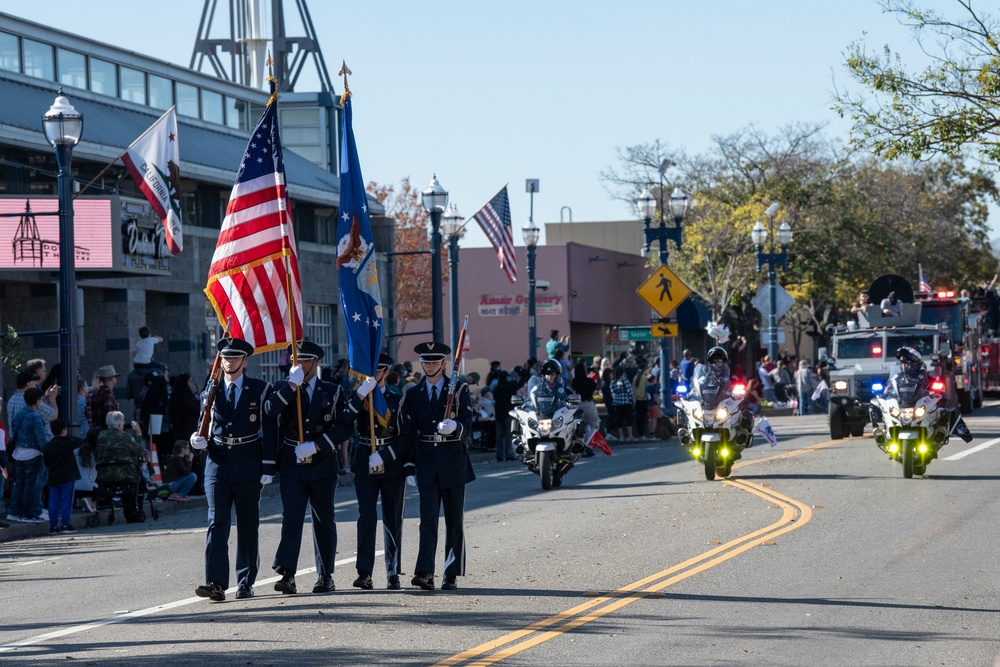 DVIDS Images 2021 Fairfield Veterans Day Parade [Image 3 of 11]