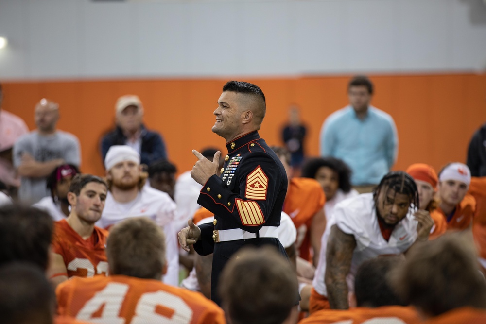 Marine speaks to Clemson football team