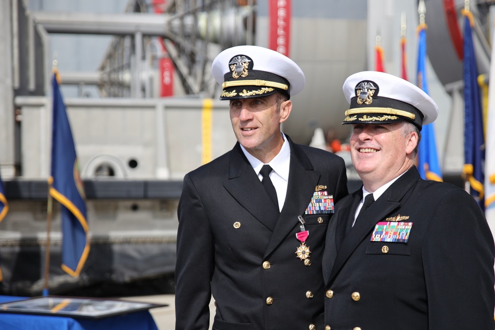 Assault Craft Unit 5 Holds Change of Command