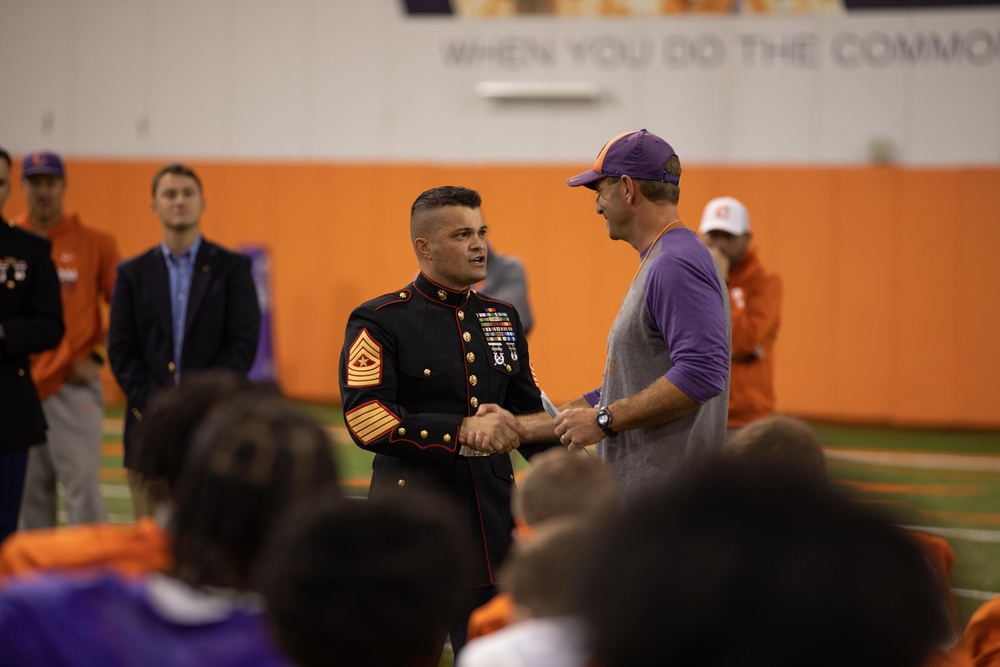 Marine speaks to Clemson football team