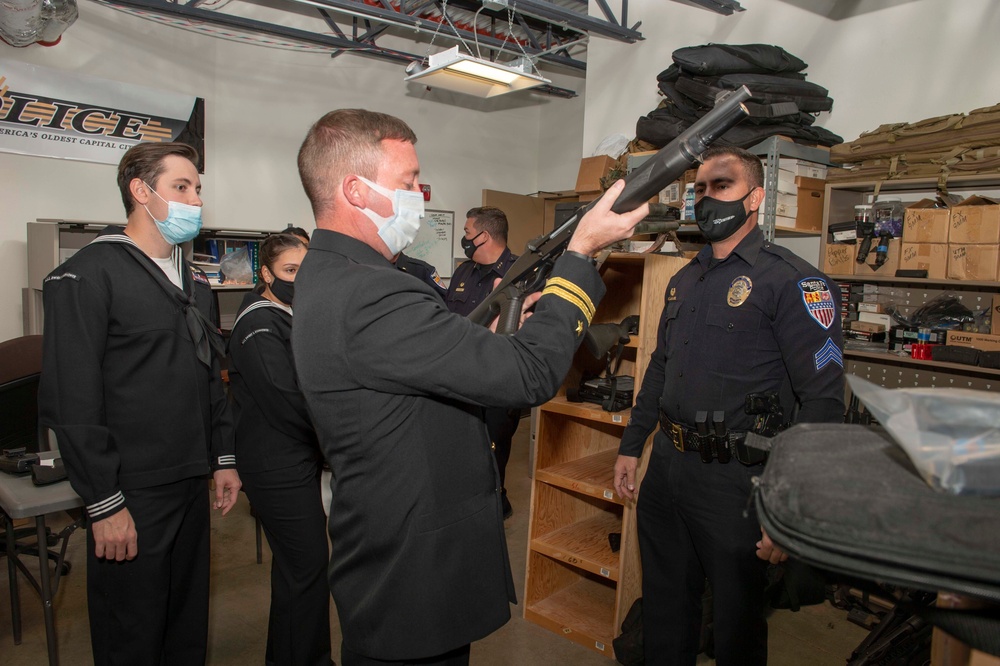 USS Dwight D. Eisenhower Sailors attend Navy Week in Santa Fe, New Mexico