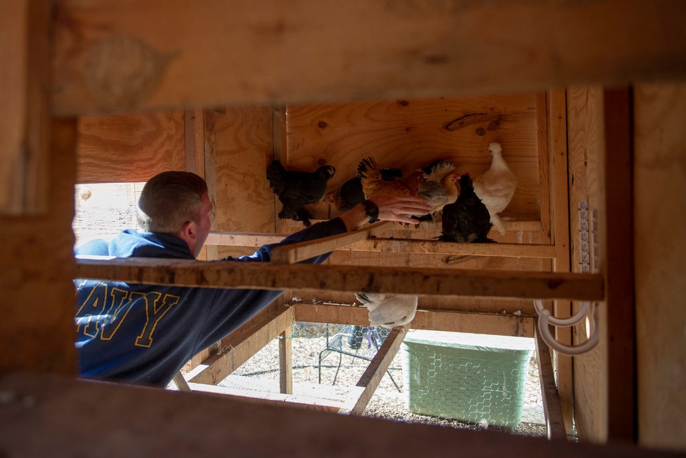 USS Dwight D. Eisenhower Sailors attend Navy Week in Santa Fe, New Mexico