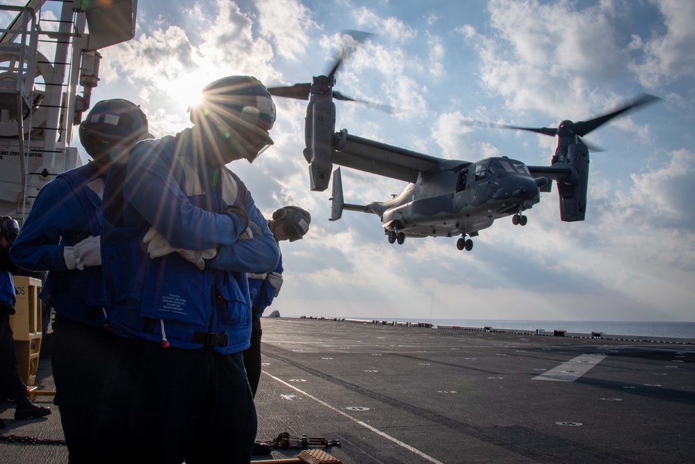 USS America (LHA 6) Conducts Flight Operations