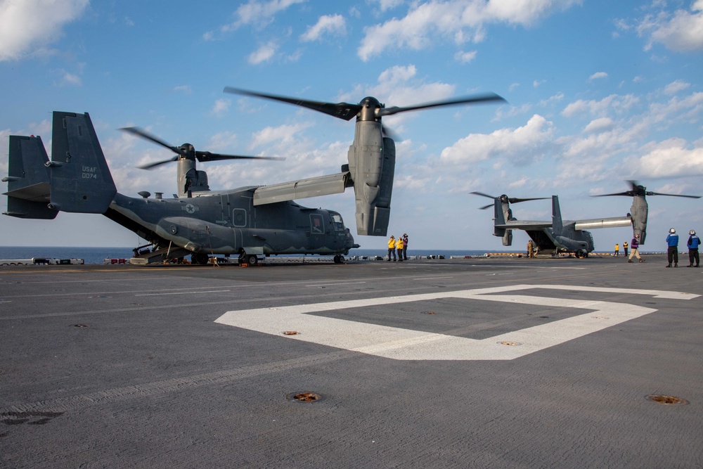 USS America (LHA 6) Conducts Flight Operations