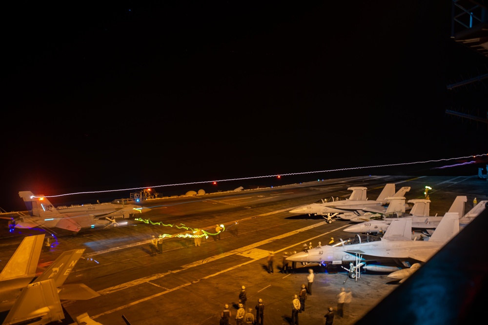 USS Carl Vinson (CVN 70) Conducts Night -ime Flight Operations