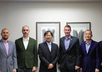 USARJ commander visits U.S. Consulate General in Sapporo