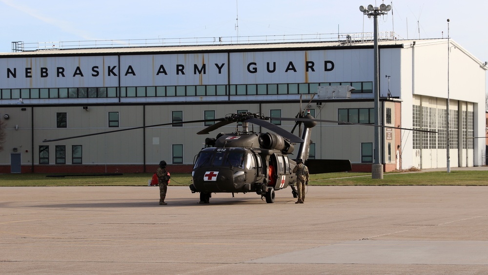 UH-60 crew prepares for wildfire duty