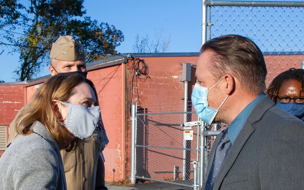 Deputy Secretary of Defense Tours SUBASE New London