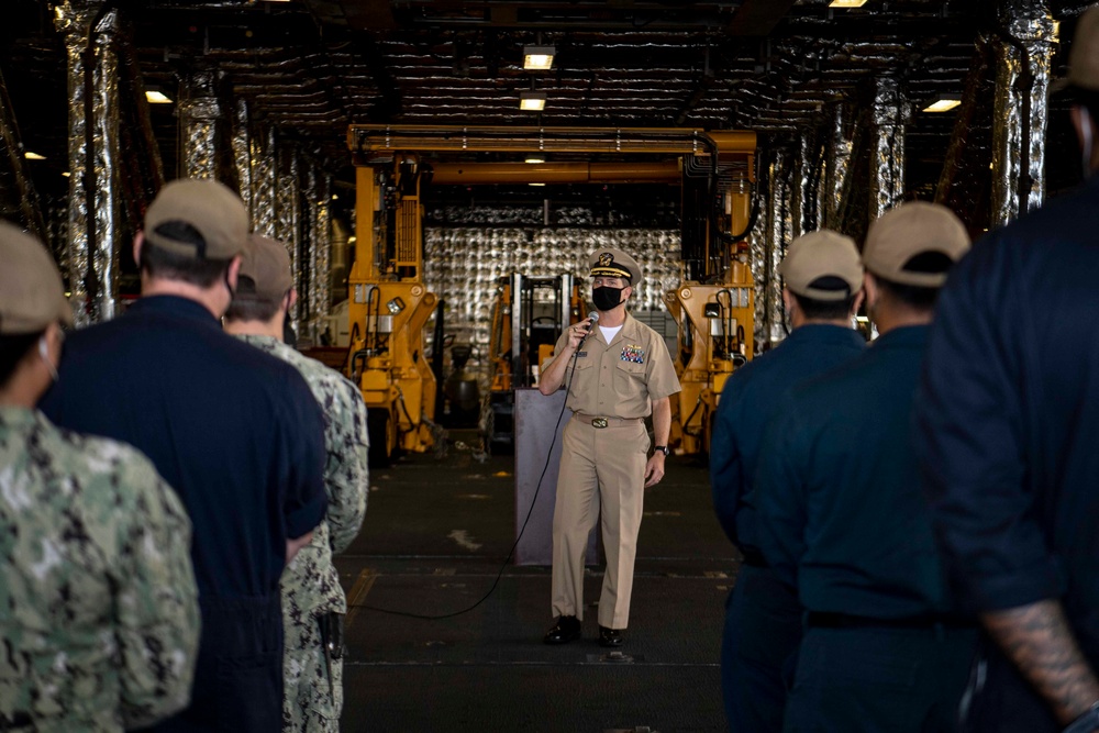 USS Omaha (LCS 12) Receives USS Arizona Relic