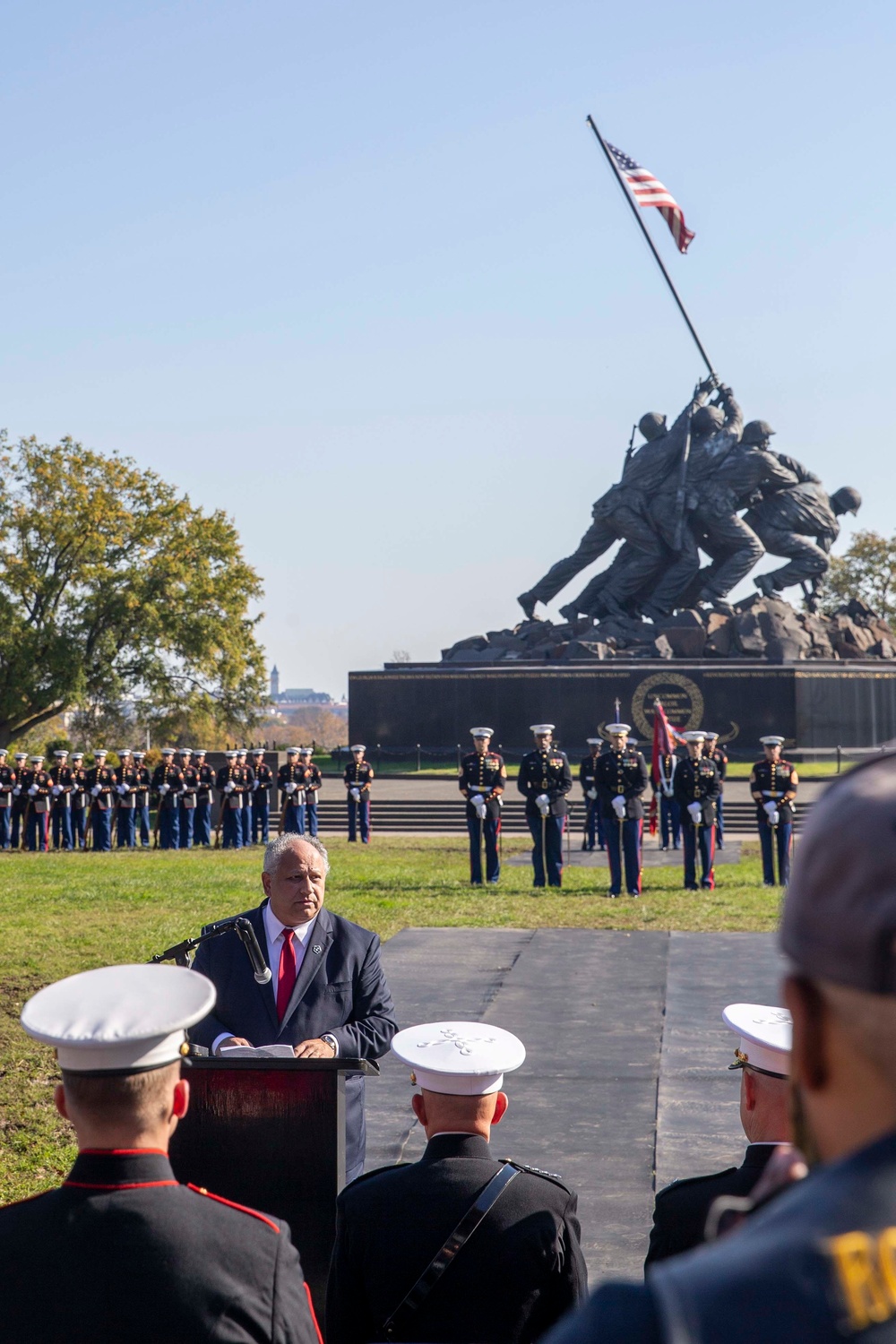 Marine Corps celebrates 246th anniversary with wreath laying ceremony