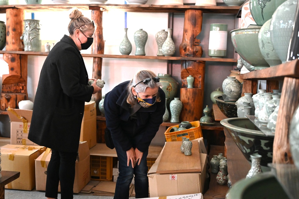 Cultural experience shapes pottery and friendship