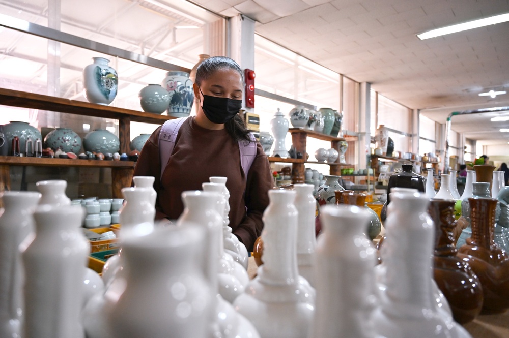 Cultural experience shapes pottery and friendship