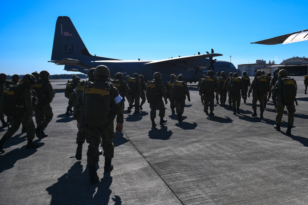 U.S-Japan conducts airborne operation