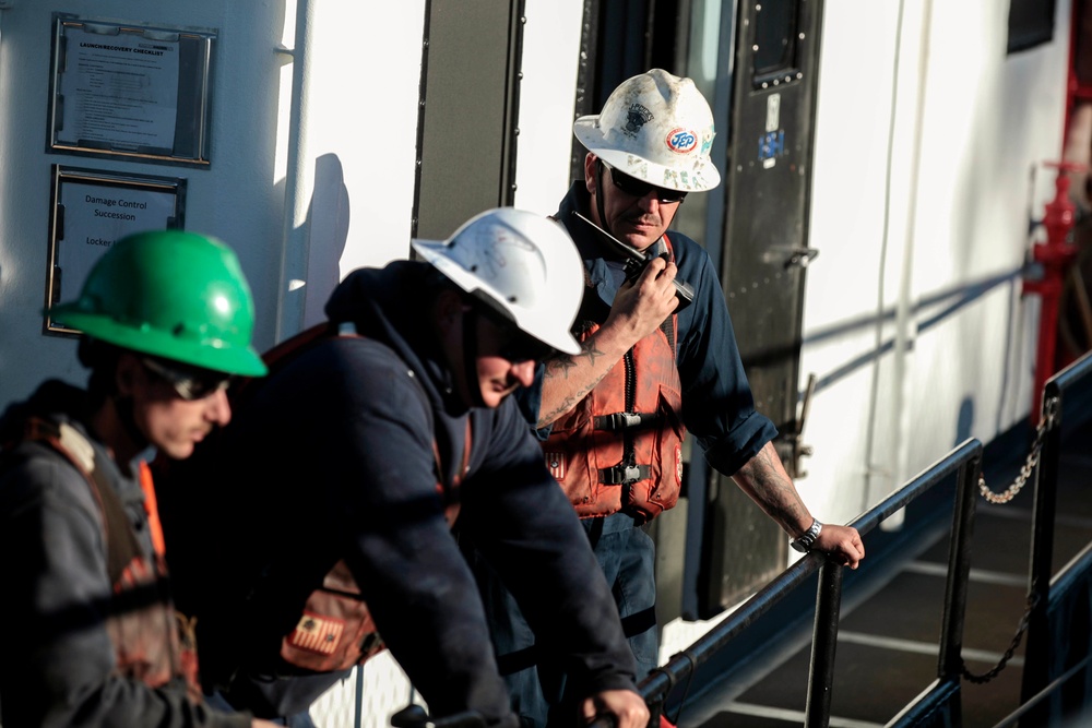 Parris Island Awards U.S. Coast Guard Cutter Anvil