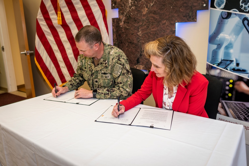 Naval Support Activity Crane and Indiana University Renew Educational Partnership