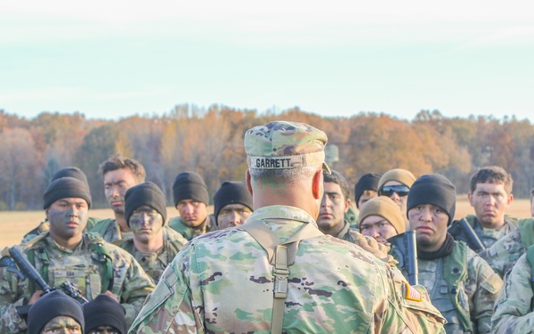 FORSCOM General visits Screaming Eagles