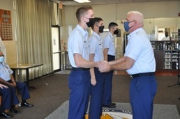 TRACEN Petaluma graduates 3 Culinary Specialists 8 weeks early under pilot program