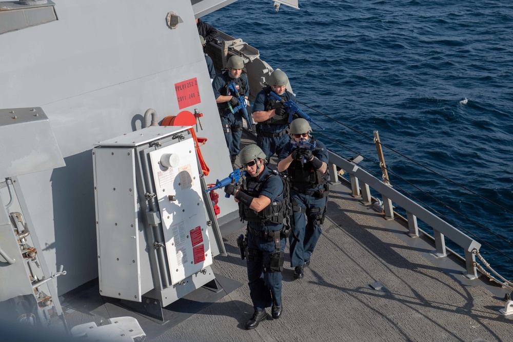 USS Higgins VBSS drills