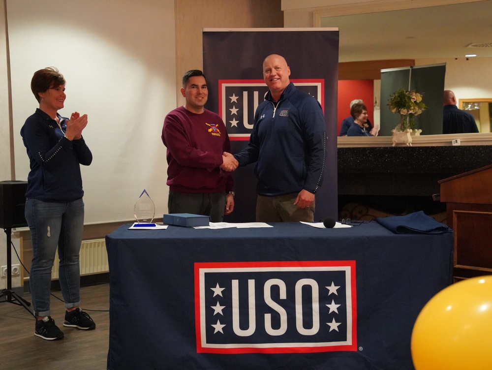 USAG Bavaria Soldier recognized as USO Europe Volunteer of the Year 2021