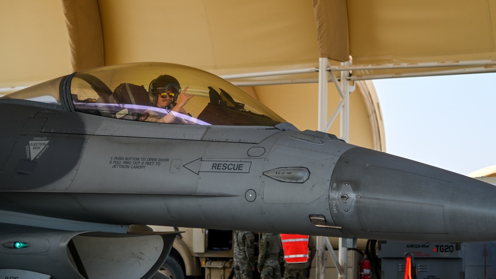 176th EFS trains integrated combat turns