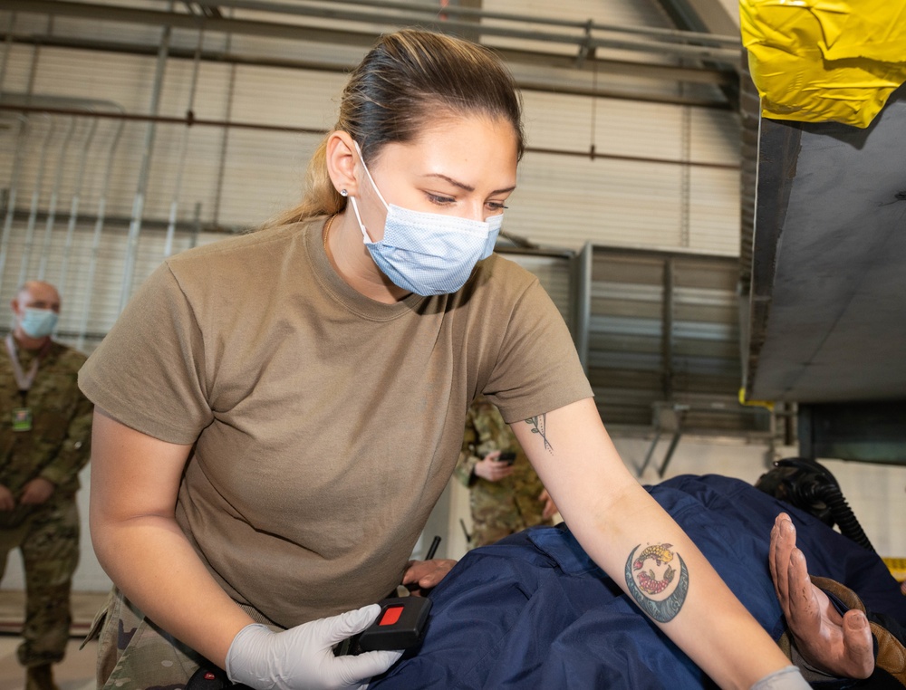 In a tight spot: Team Dover conducts fuel cell extraction exercise