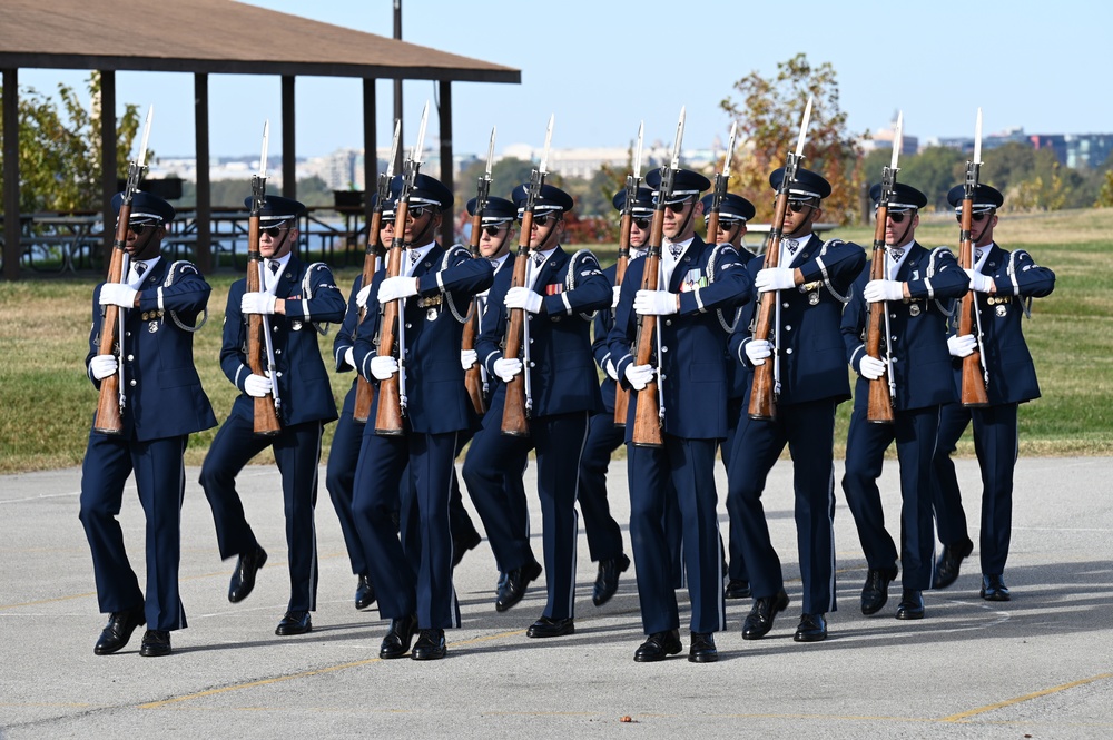 DVIDS - Images - Joint Base Anacostia-Bolling hosts Brent Elementary ...