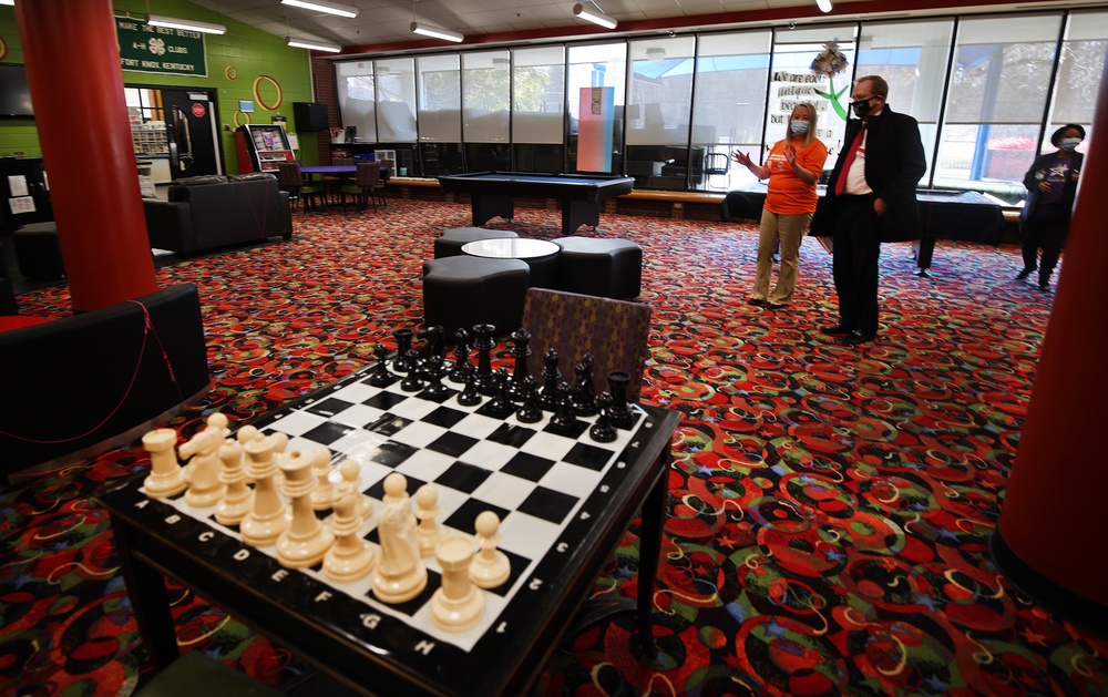Boys, Girls Clubs of America CEO visits Fort Knox’s Devers youth center