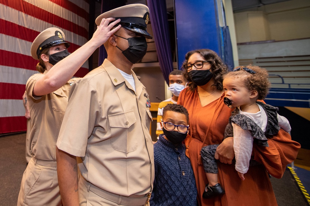 Naval Base Kitsap-Bremerton Celebrates Chief Pinning Ceremony