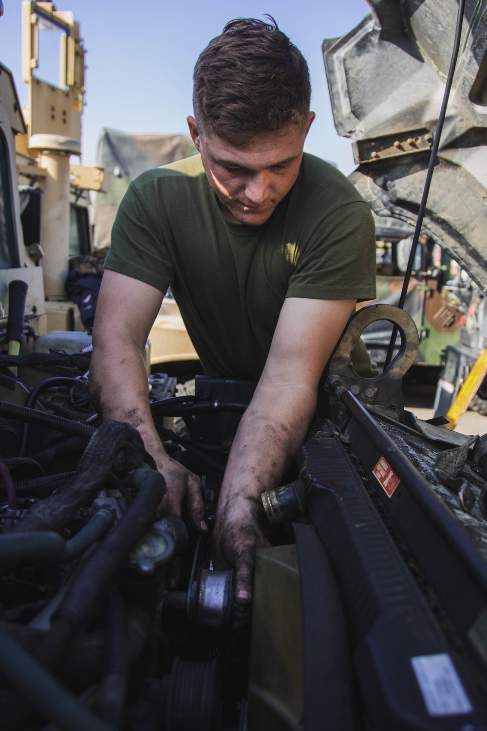 Maintenance Support Team Helping 11th Marines