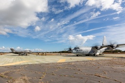 Marines arm and refuel F-35s