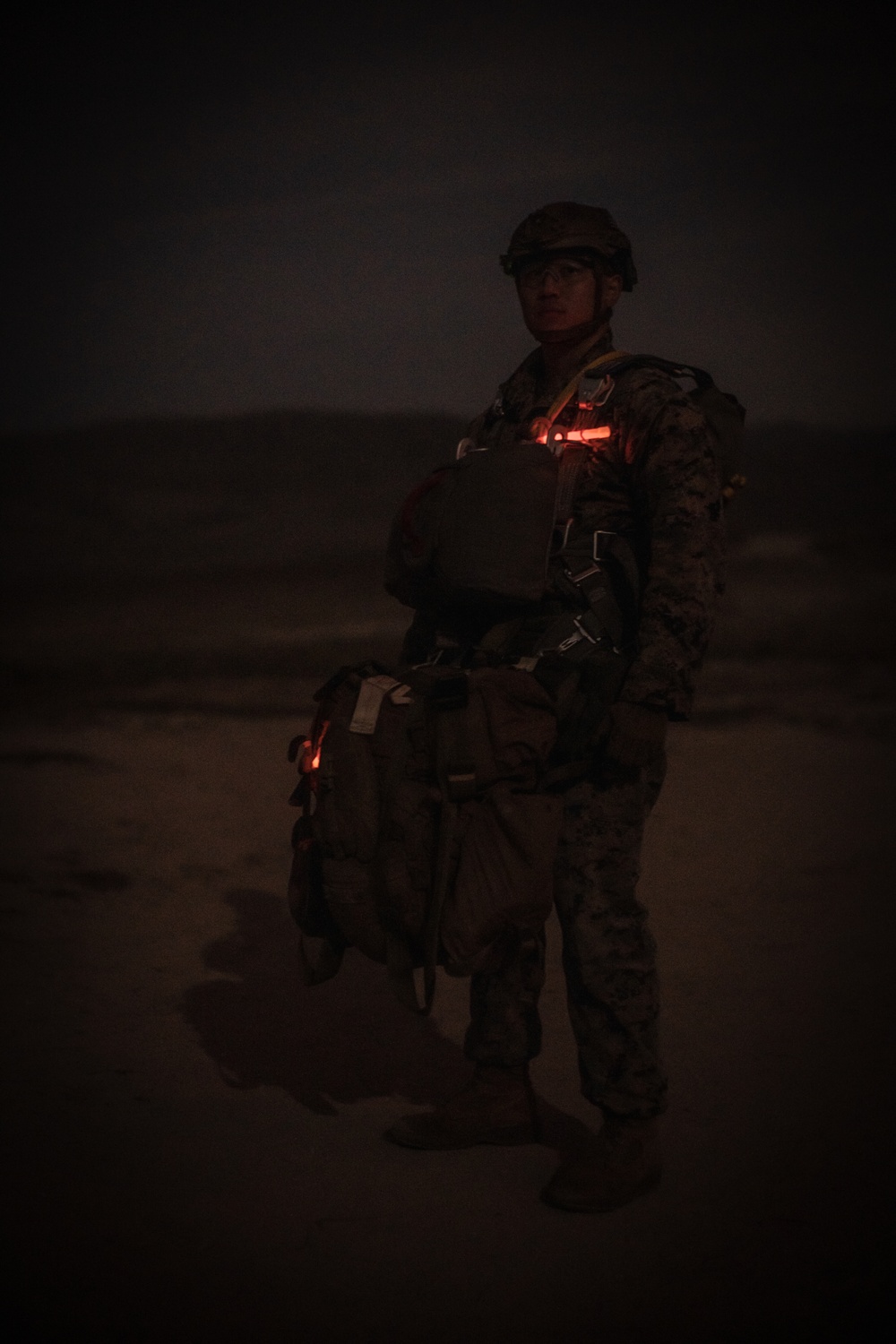3rd ANGLICO Conducts Nighttime Parachute Ops
