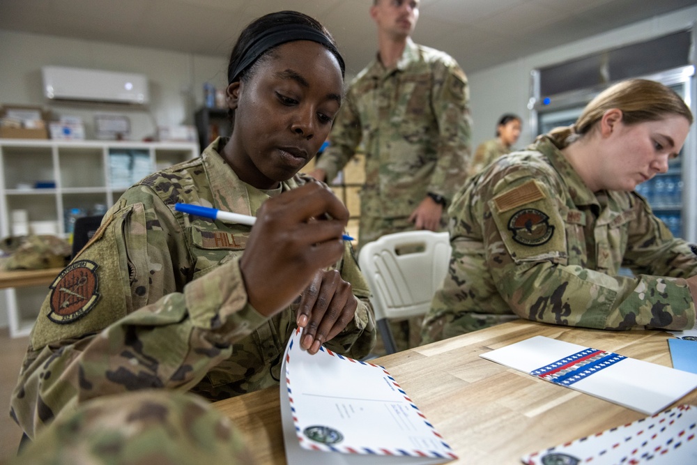 Volunteers keep Oasis stocked for Airmen