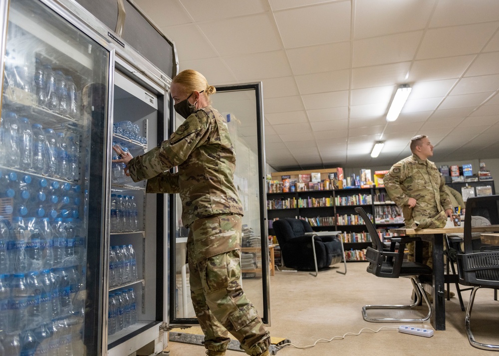 Volunteers keep Oasis stocked for Airmen