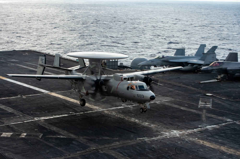 USS Carl Vinson (CVN 70) Conducts Flight Operations in Philippine Sea