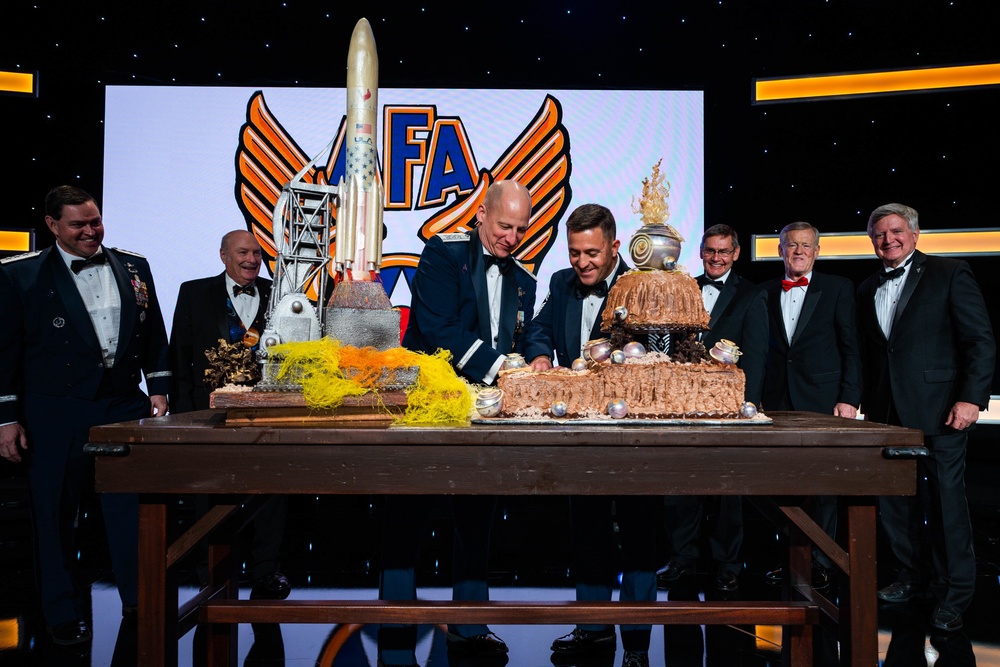 USSF leads discussions at AFA’s Schriever Space Futures Forum, wins awards during Inaugural Space Force Ball