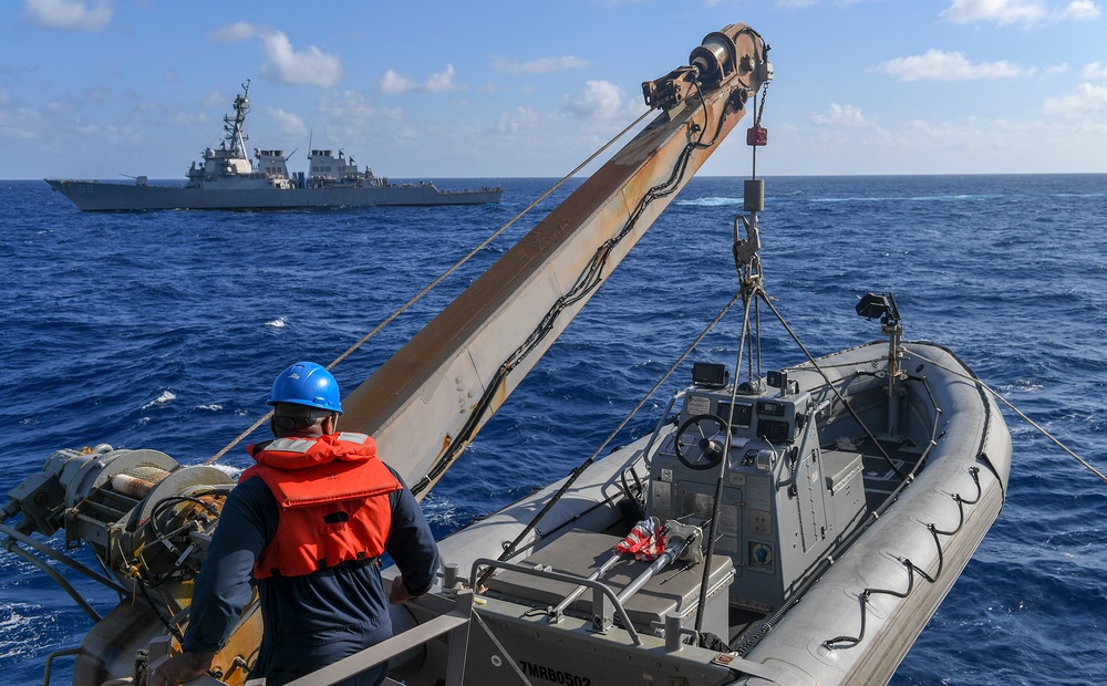 USS Chafee (DDG 90) Conducts Small Boat Operations in South China Sea