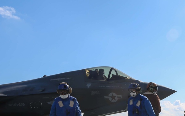 United States, United Kingdom and Italy Conduct Cross-Deck Operations