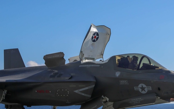 United States, United Kingdom and Italy Conduct Cross-Deck Operations