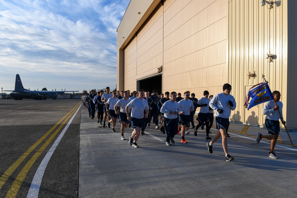 374th MXG formation run